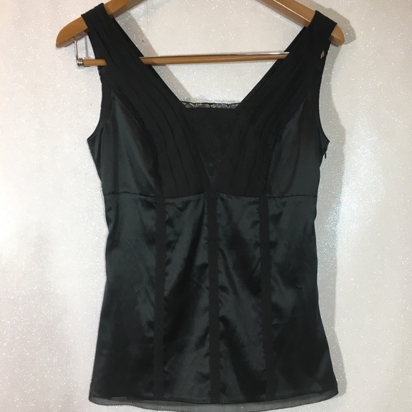 Tops - Picture 3 of 8